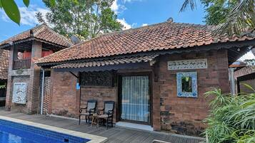 Bagian depan properti