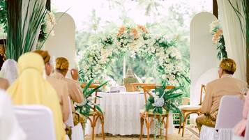 Indoor wedding
