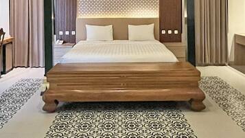 Colchones con pillow-top, cortinas blackout y sistema de insonorización