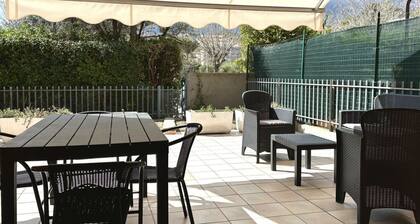 S044 - Sirolo, delightful three-room apartment with garden