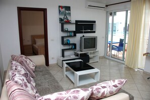 家庭公寓 | 客厅 | 平板电视