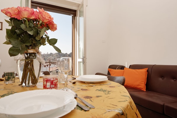 Apartment, 2 Bedrooms | Living area