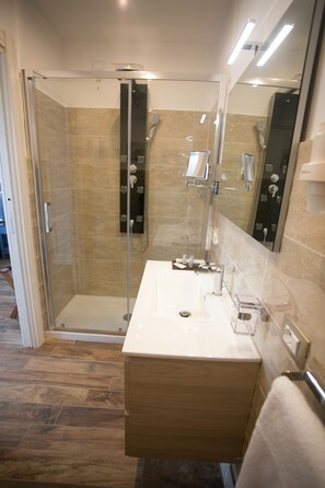 Bathroom - Il Duca (Tropea)