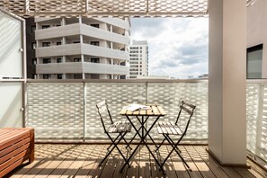 Deluxe Apartment | Balcony - apartamenty-wroc Atal Towers (Wroclaw)