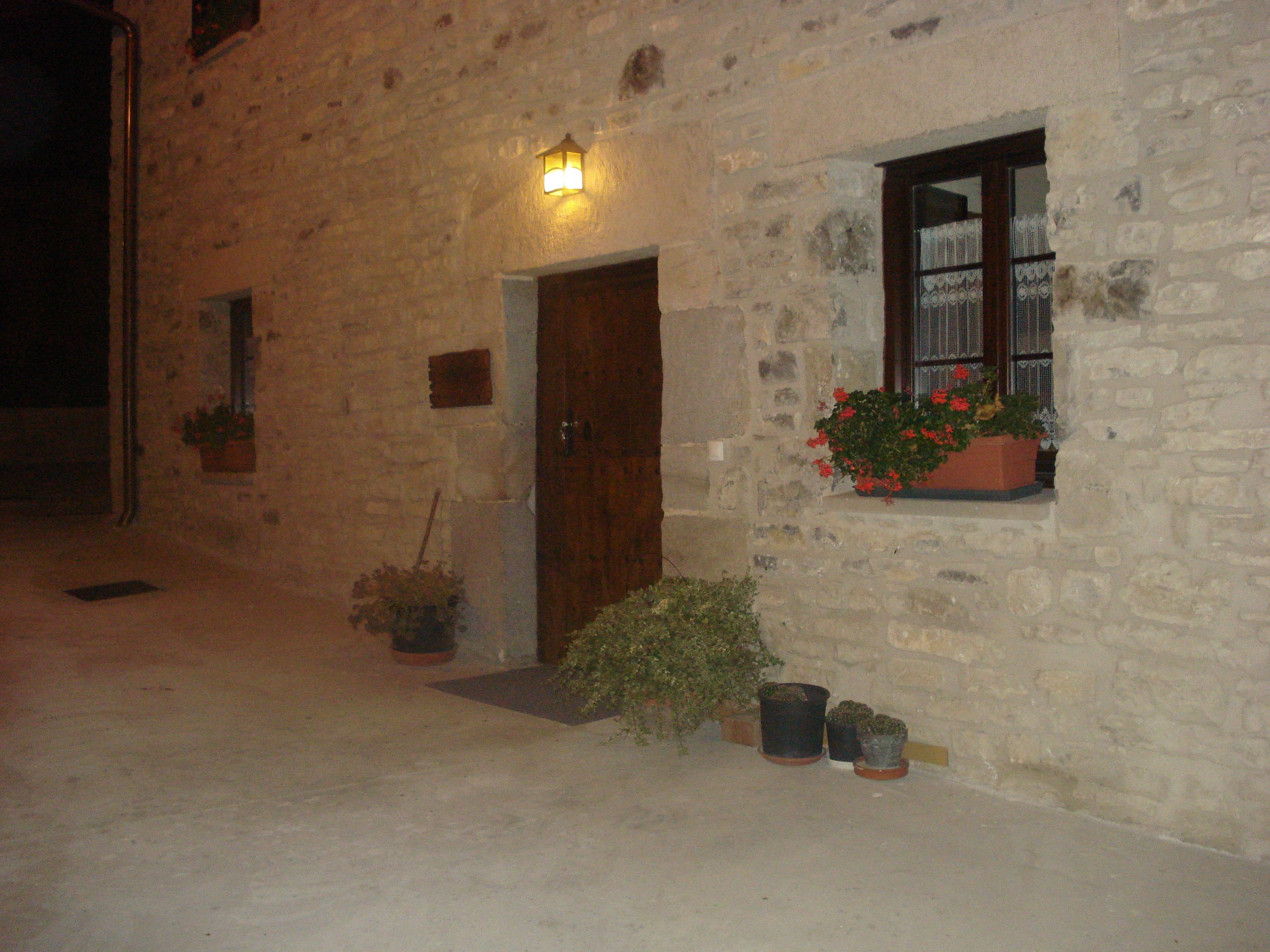 ด้านหน้าที่พัก