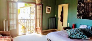 Décoration personnalisée, ameublement personnalisé, rideaux occultants