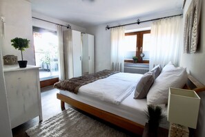 Apartment, 3 Bedrooms, Terrace