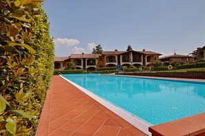 Apartment, 2 Bedrooms | Terrace/patio