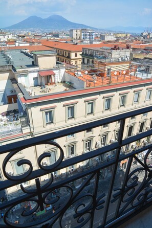 Chambre Double Confort, terrasse, vue ville (Blu) | Vue sur la ville