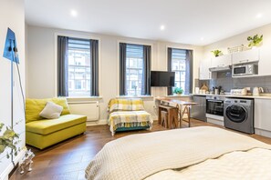 1 chambre, literie de qualité supérieure, surmatelas, rideaux occultants