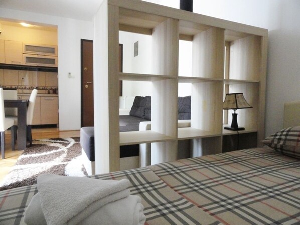 Economy Apartment, Mountain View | Desk, iron/ironing board, free WiFi, bed sheets - Studio Beta (Budva)