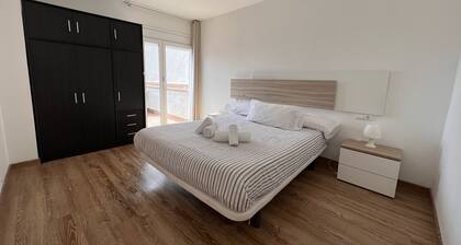 DER ATTIK VON NÚRIA (SITGES)