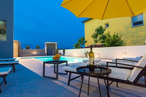 Apartment mit 1 Schlafzimmer und Patio