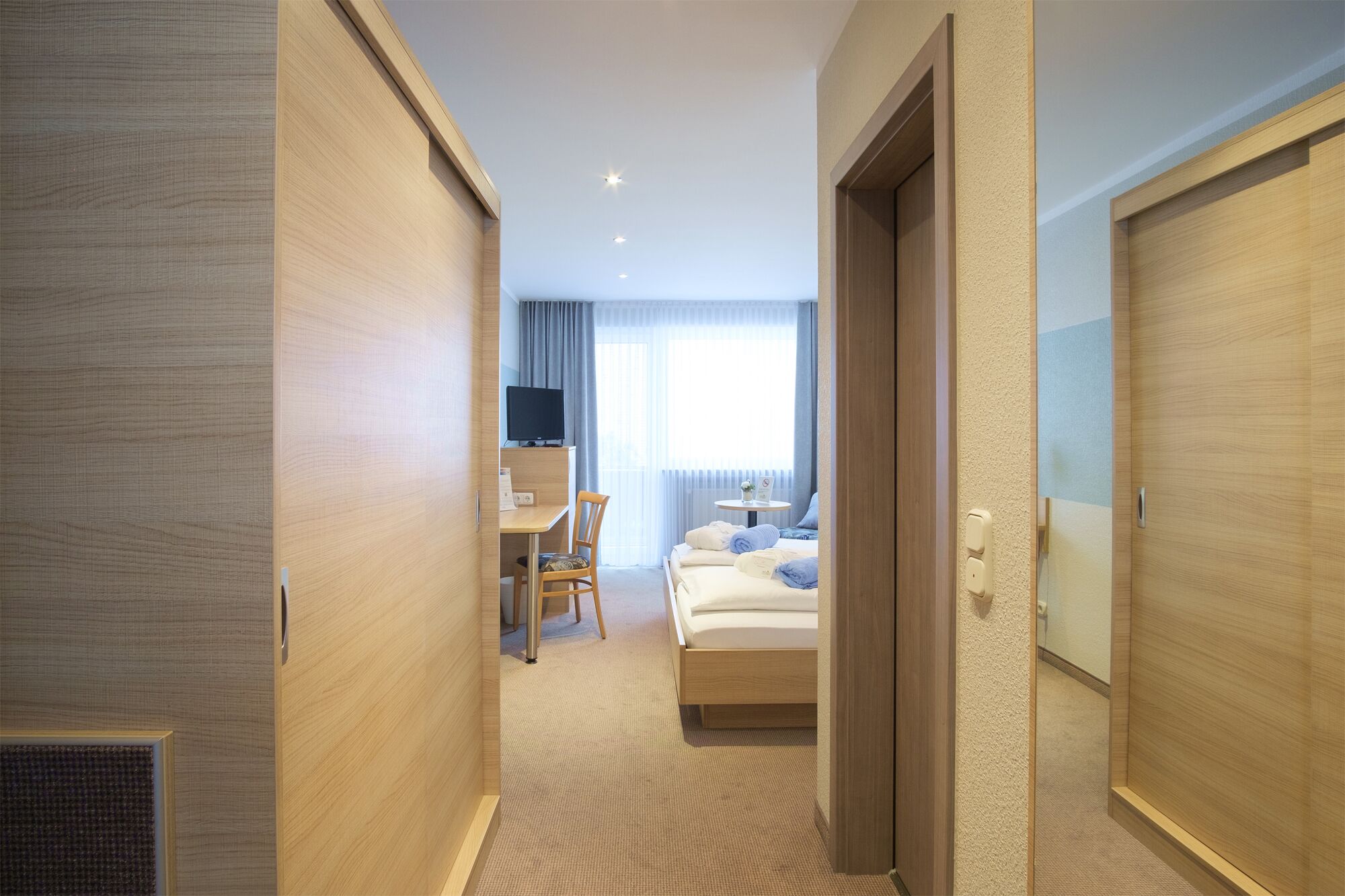 gaestehaus | living area | 60-cm flat-screen tv with premium tv channels, tv