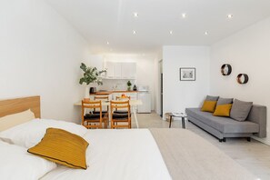 1 bedroom, iron/ironing board, WiFi