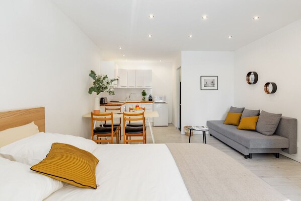 1 bedroom, iron/ironing board, WiFi