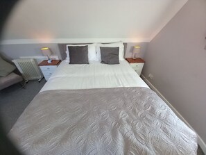 Decoración personalizada, muebles diferentes y cunas gratuitas 