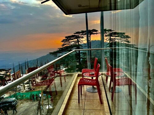 Hotel Asian Plaza Mcleodganj