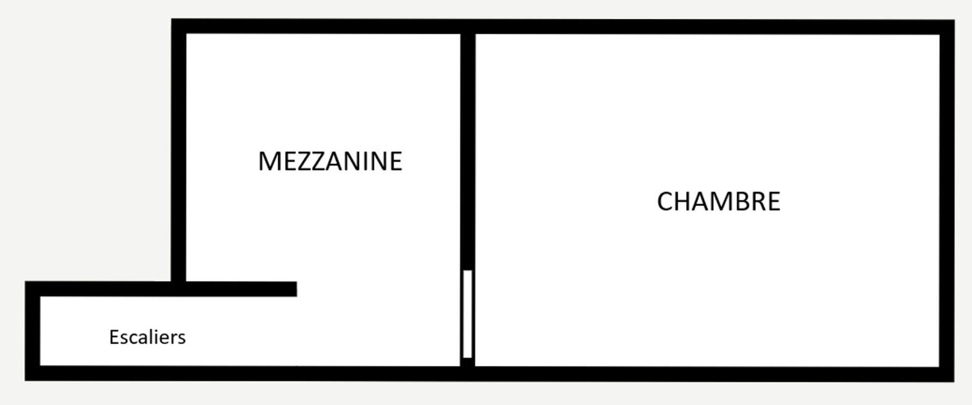 A floor plan with two labeled areas: 'MEZZANINE' and 'CHAMBRE.'