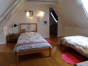 3 多间卧室、熨斗/熨衣板、旅行婴儿床、免费 WiFi