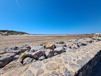 Studio 50m from the beach