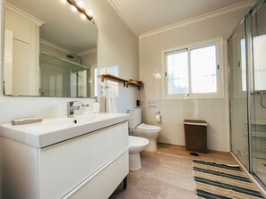 Hårtørrer, håndklæder, Sæbe, Shampoo