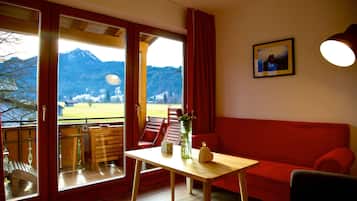 Studio, Balcony | Free WiFi