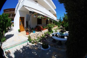 Garden - Vila Renato (Ksamil)