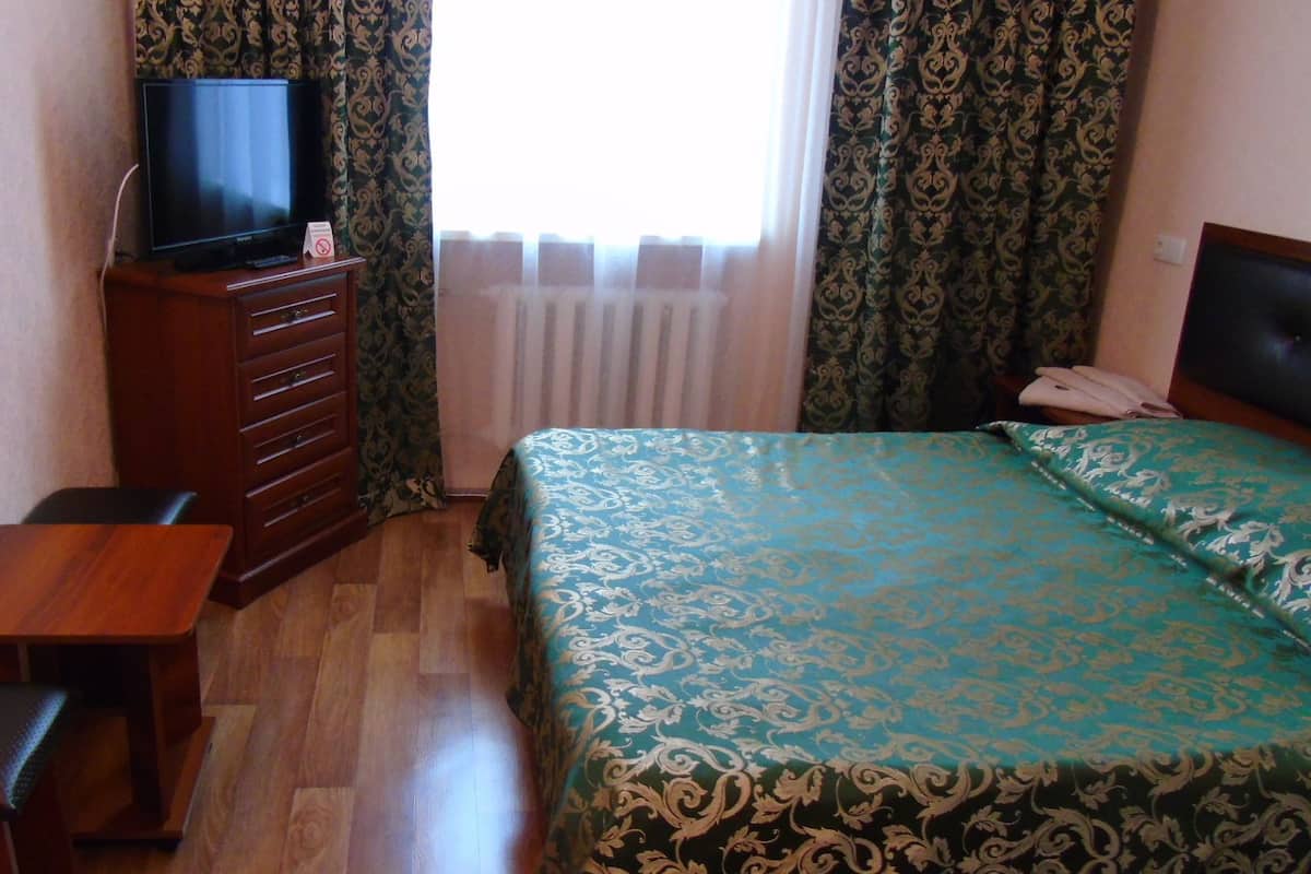 Standard Double Room, 1 Queen Bed | Free WiFi, bed sheets