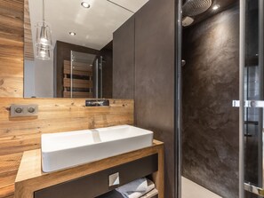 Hair dryer - Luxury Apartment, Prime Location, Ski-in/Ski-out, Heart of La Clusaz (La Clusaz)