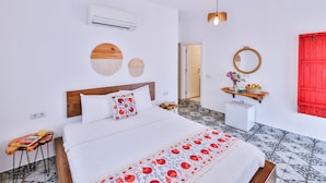 Kanavice | Minibar, iron/ironing board (on request), WiFi (free), bed sheets
