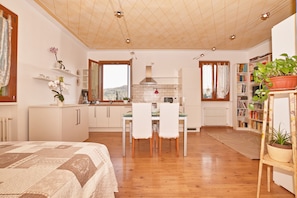 Basic-Ferienhütte, 1 Schlafzimmer | Wohnbereich