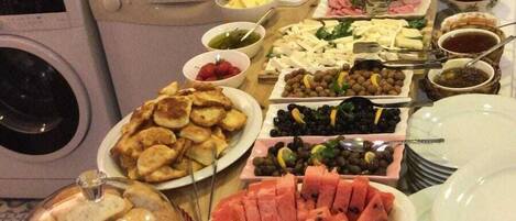 Açık büfe kahvaltı