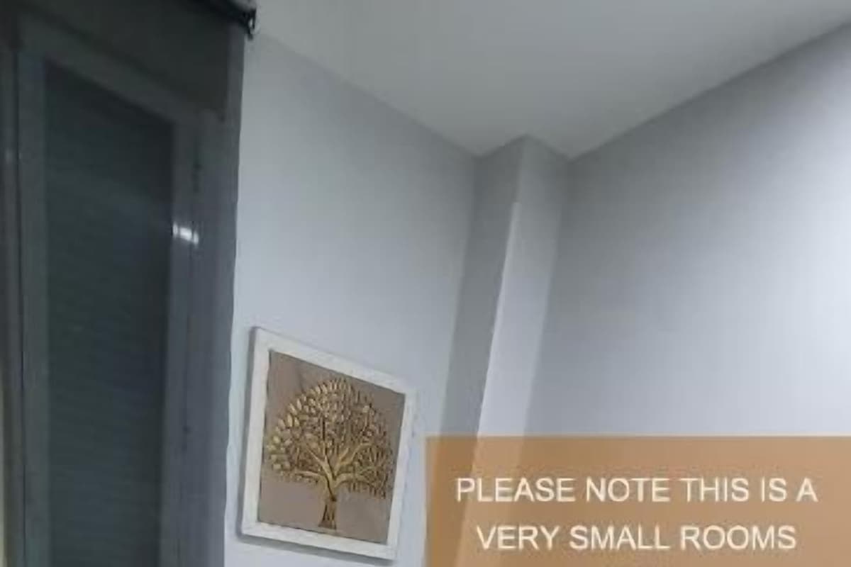 In-room safe, blackout curtains, free WiFi, bed sheets