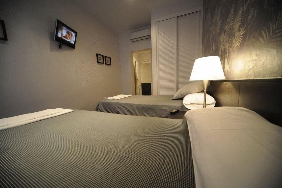 In-room safe, blackout curtains, free WiFi, bed sheets