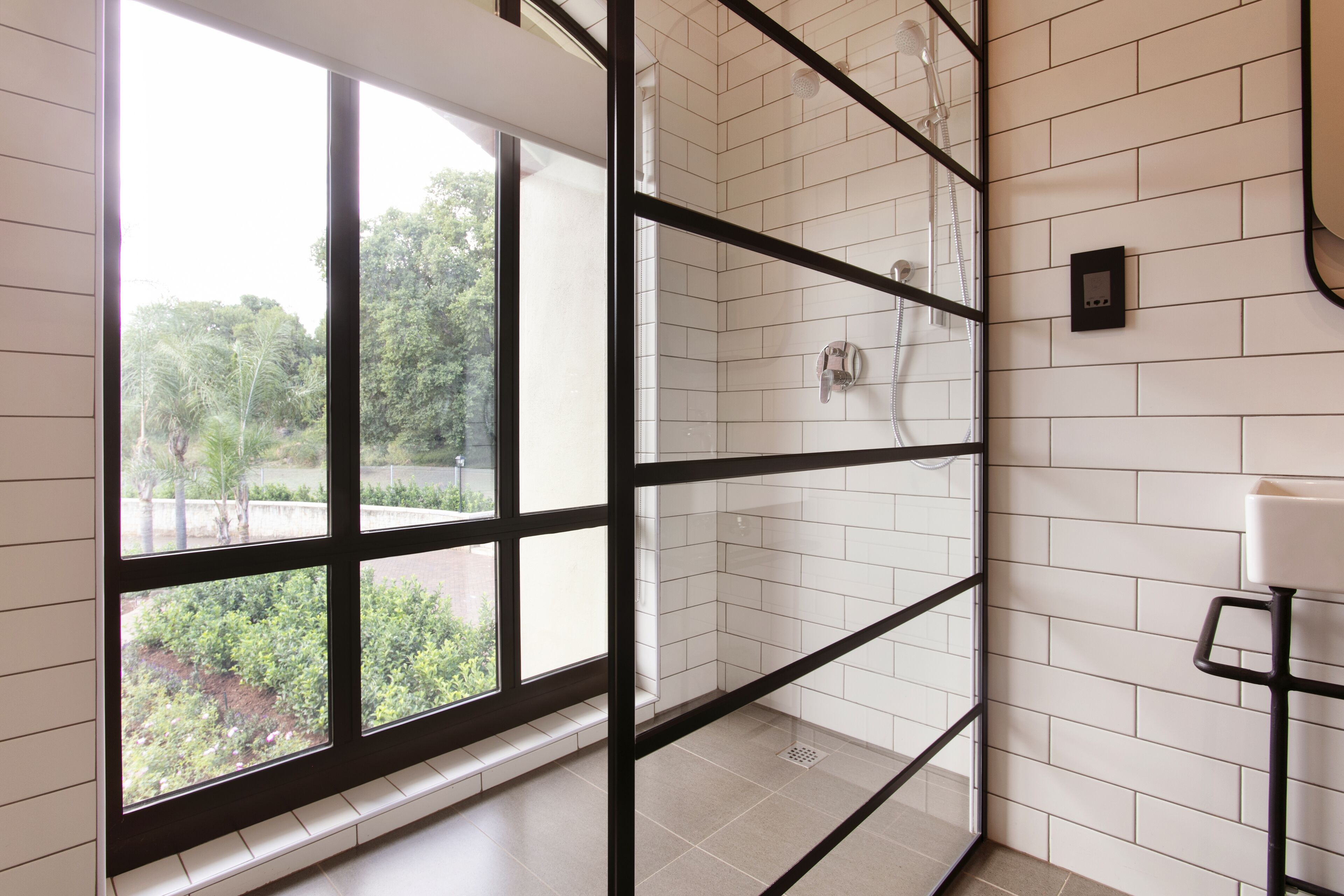 Superior Double Room, Garden View | Bathroom