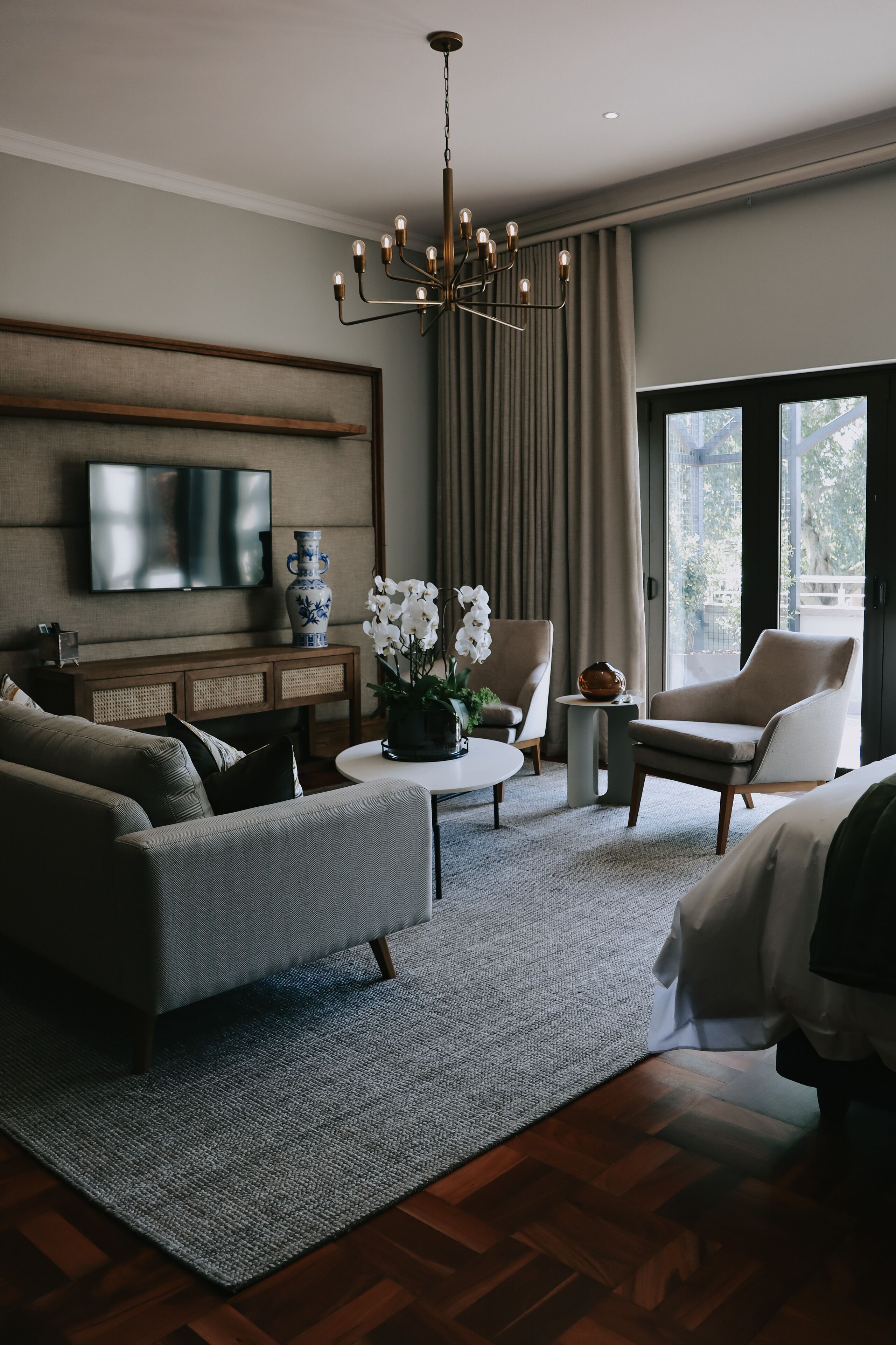 Presidential Room | Hypo-allergenic bedding, minibar, in-room safe, individually decorated