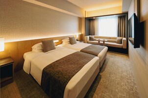 In-room safe, blackout drapes, soundproofing, free WiFi