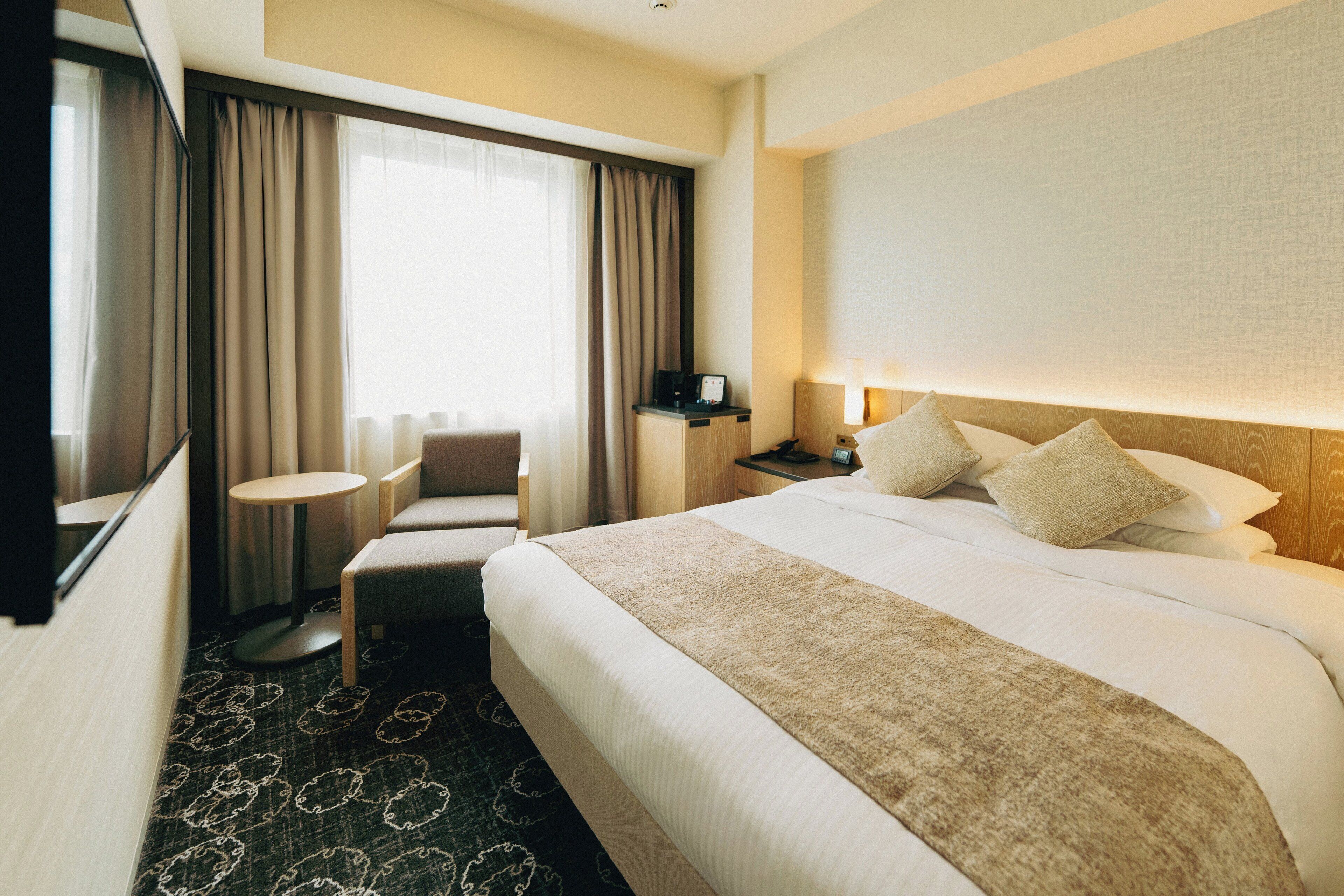 Een kluis op de kamer, verduisterende gordijnen, geluiddichte muren