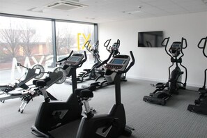 Fitness facility - Warm and Welcoming Apartments (Salford)