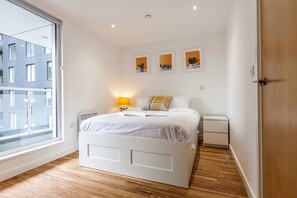 Apartamento, várias camas | Roupas de cama premium, individualmente decorados