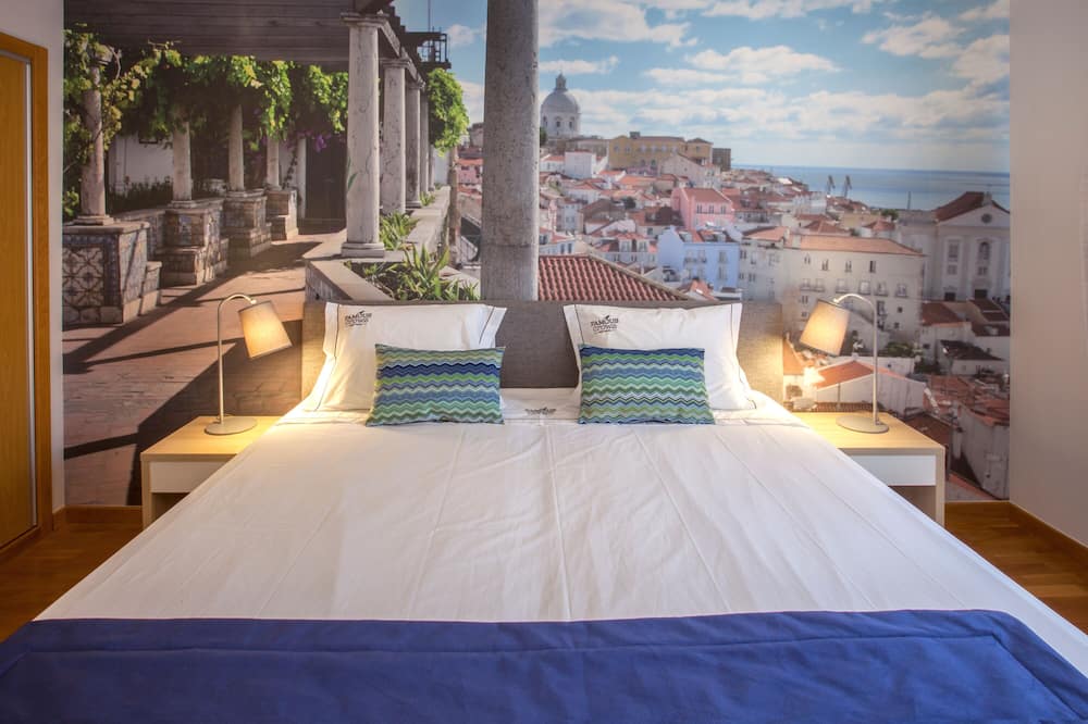 Famous Crows Lisbon Suites