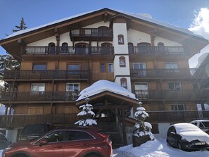 Front of property - Résidence Les Sapins (Courchevel)