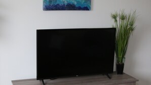 Ảnh chưa phân loại, 2 trong số 24 ảnh, nút