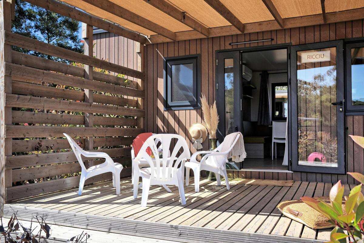 2 bedrooms, individually furnished