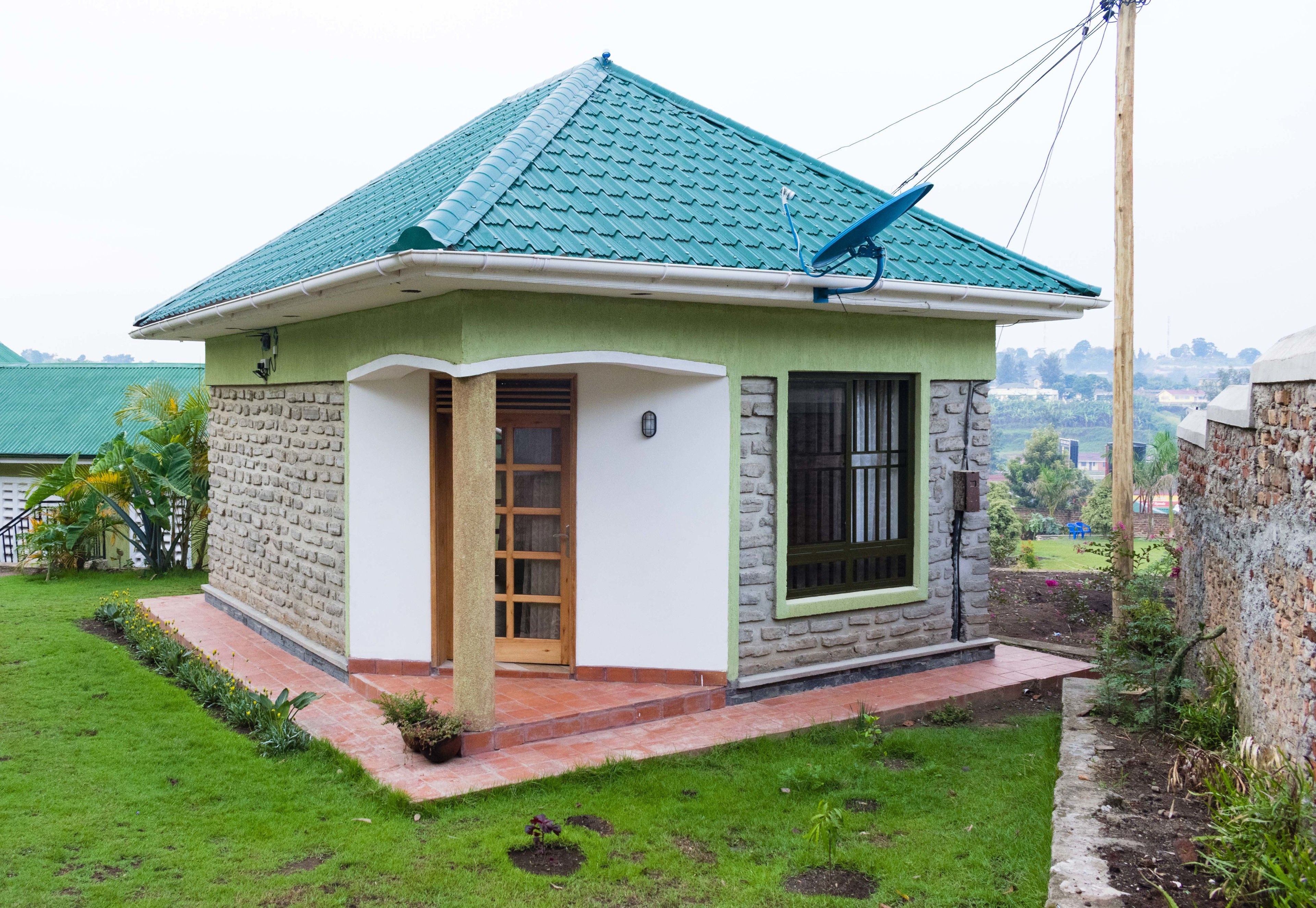 المنشأة من الخارج