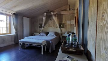 Doppelzimmer, Flussblick (Hévéa)