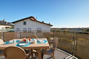 Basic Apartment, 2 Bedrooms | Balcony view - Appartamento Laura (Manerba del Garda)
