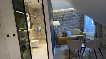 Superior Double Room | Premium bedding, minibar, in-room safe, individually decorated