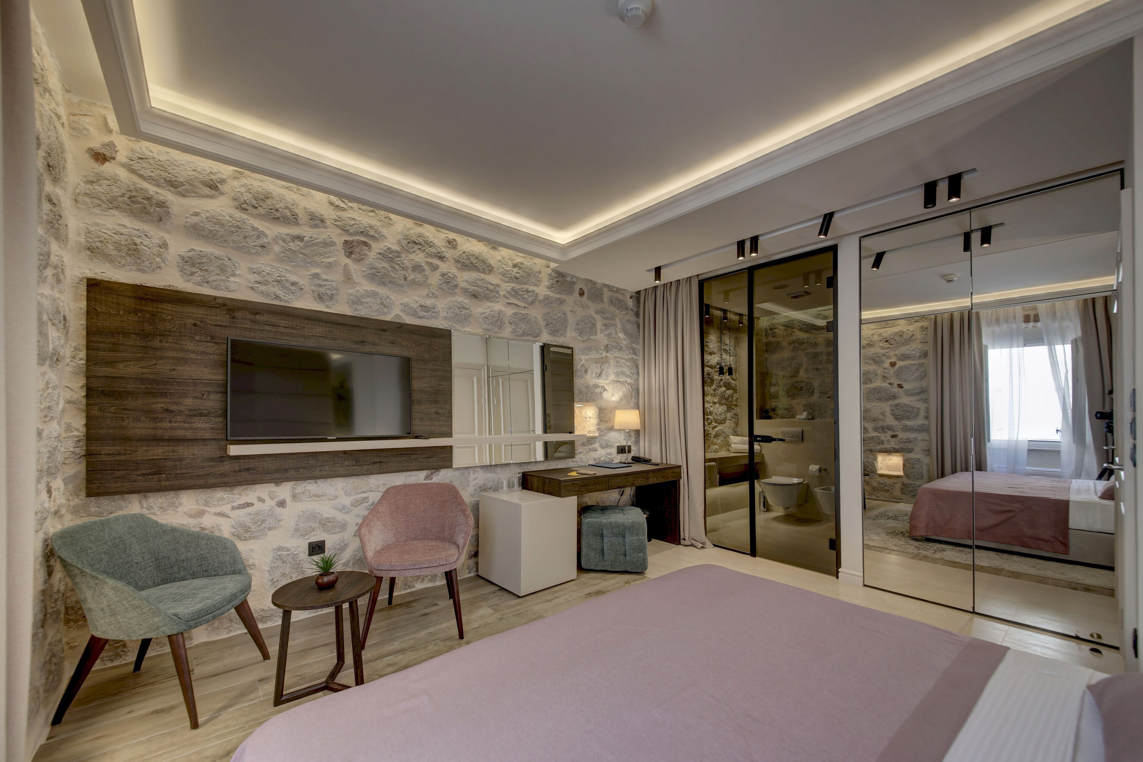 standard double room | living area | 40-inch smart tv with cable channels, tv